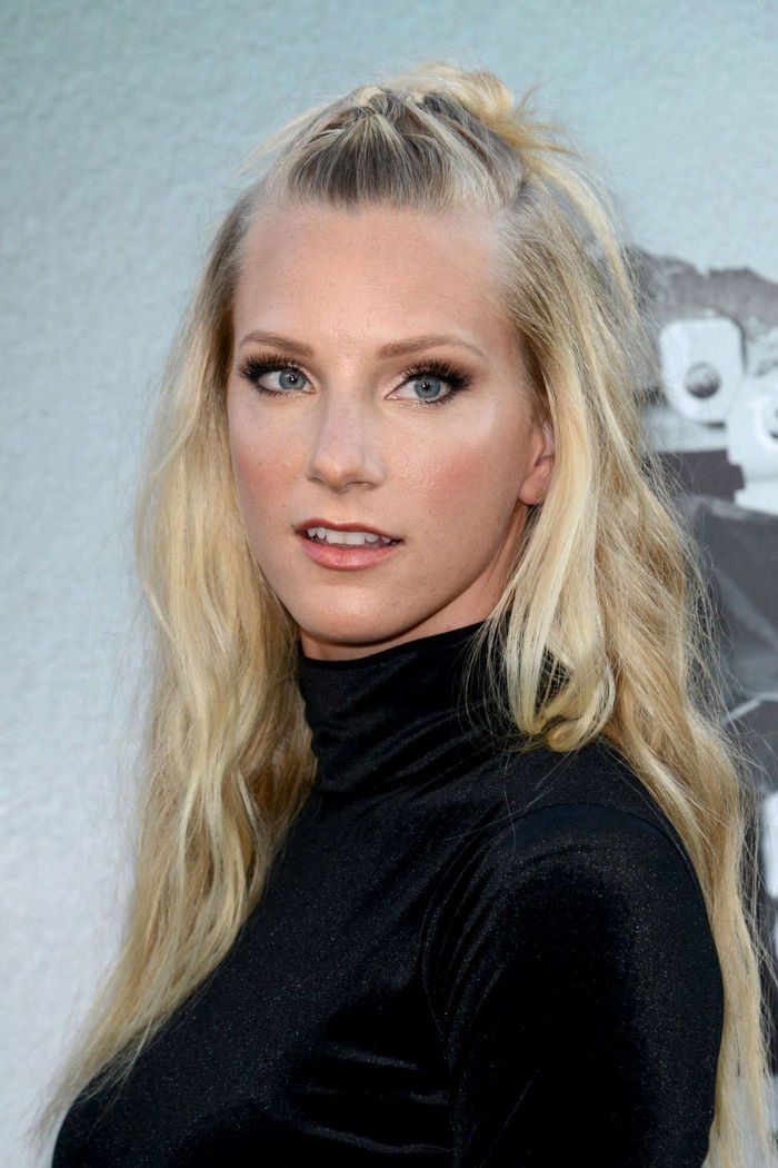 Heather Elizabeth Morris backdrop