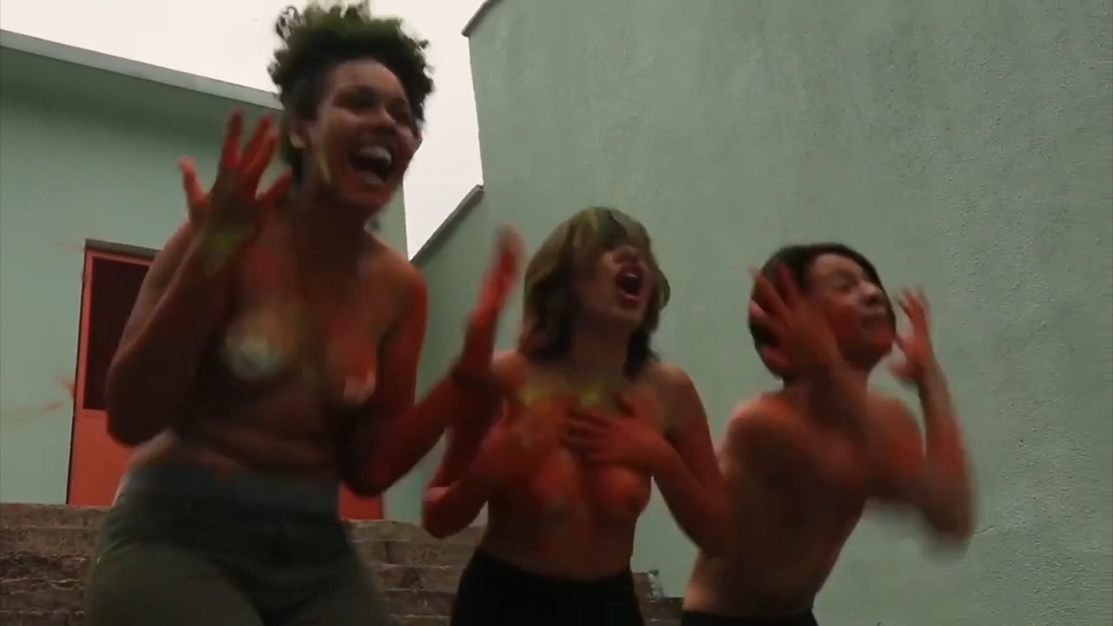 Desconexo (2016)