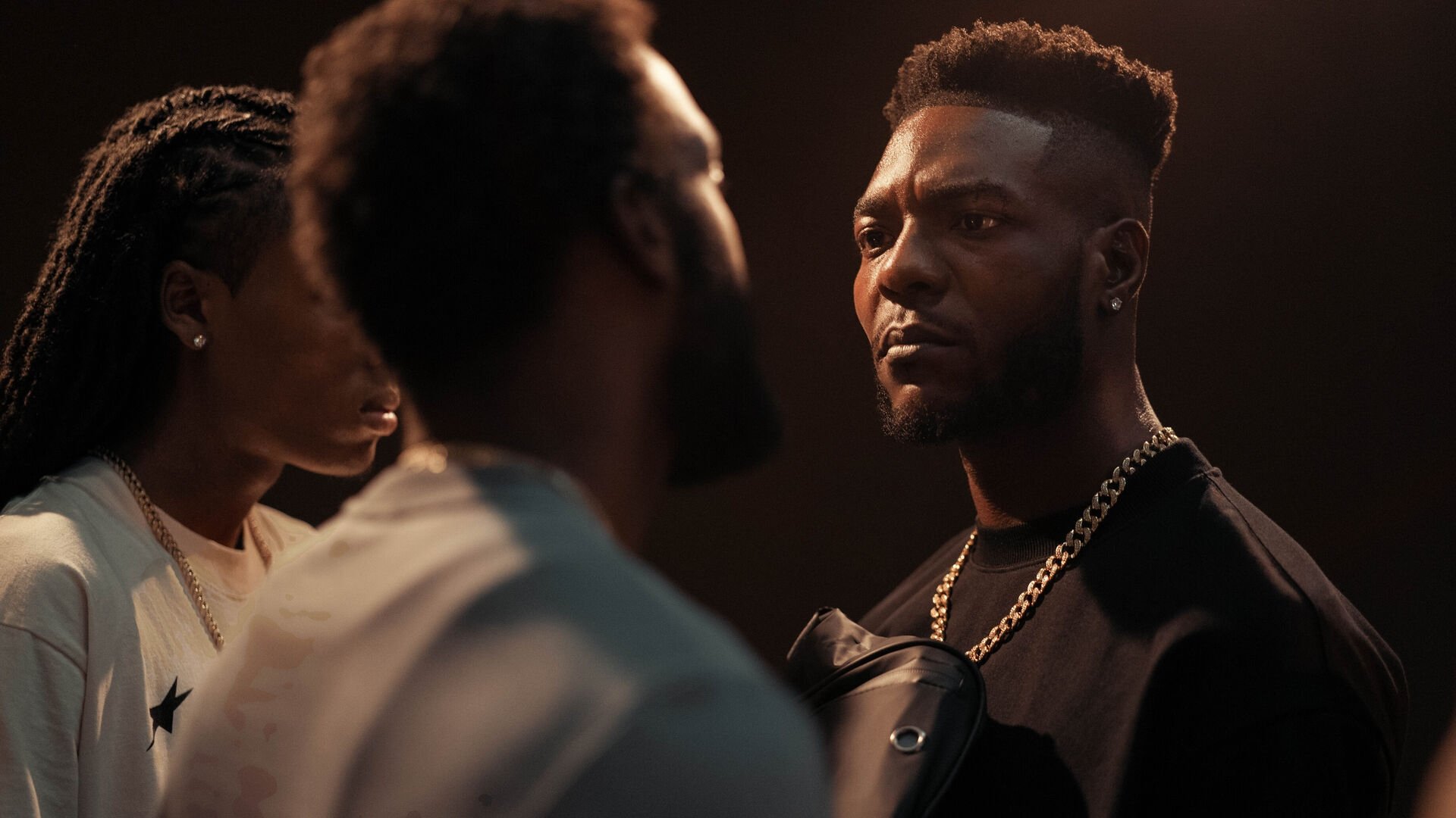 The Chi - Saison 7 Episode 9 : Épisode 9 (2025)