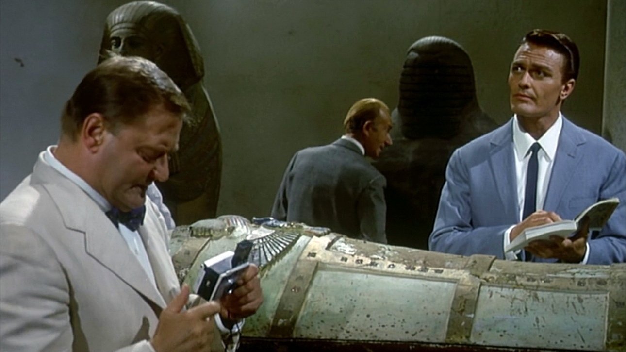 Supersiete llama al Cairo (1965)