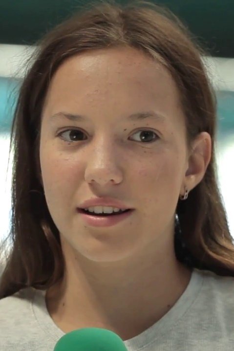Dorka Hais as Liza
