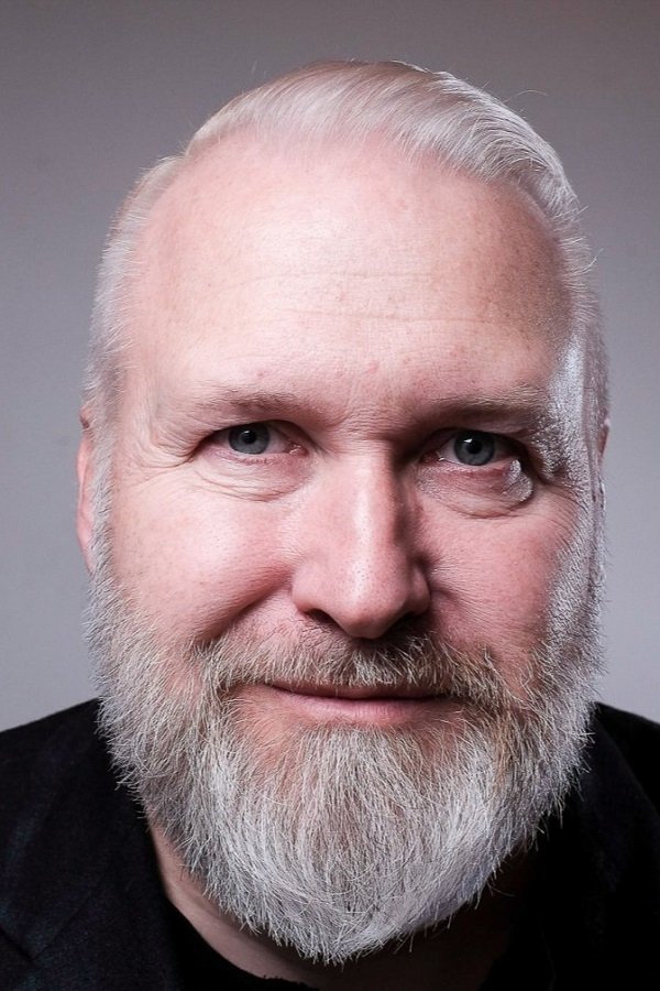 George Masswohl as Mechanic