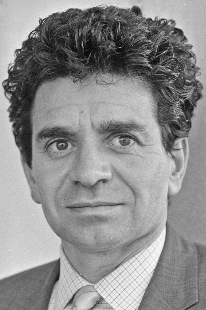 et billede af John Louis Mansi