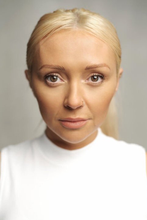 Kimberly Hart-Simpson's picture in the cast