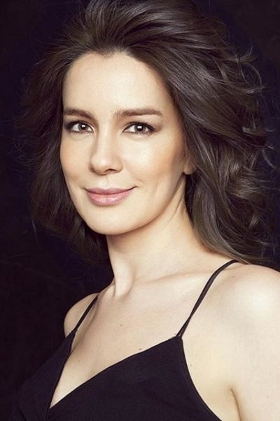 et billede af Ayfer Dönmez