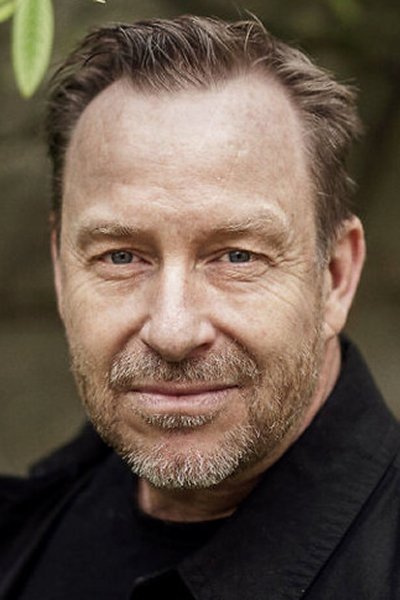 et billede af Adam Price