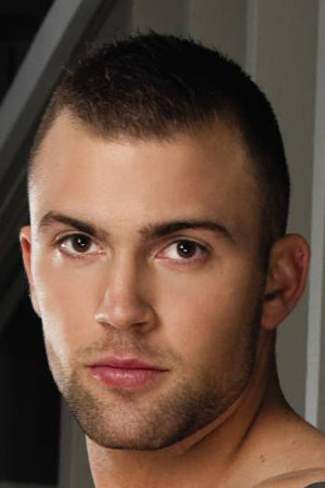 et billede af Trent Davis