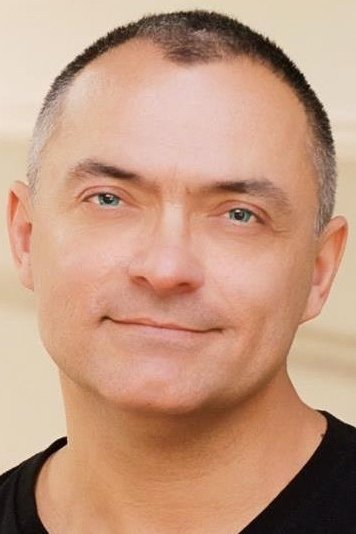 et billede af Jorge R. Hernandez