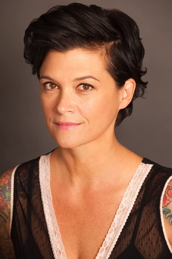 et billede af Lisa Lynch