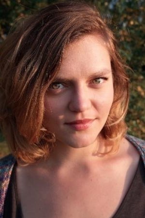 et billede af Adéla Komrzý