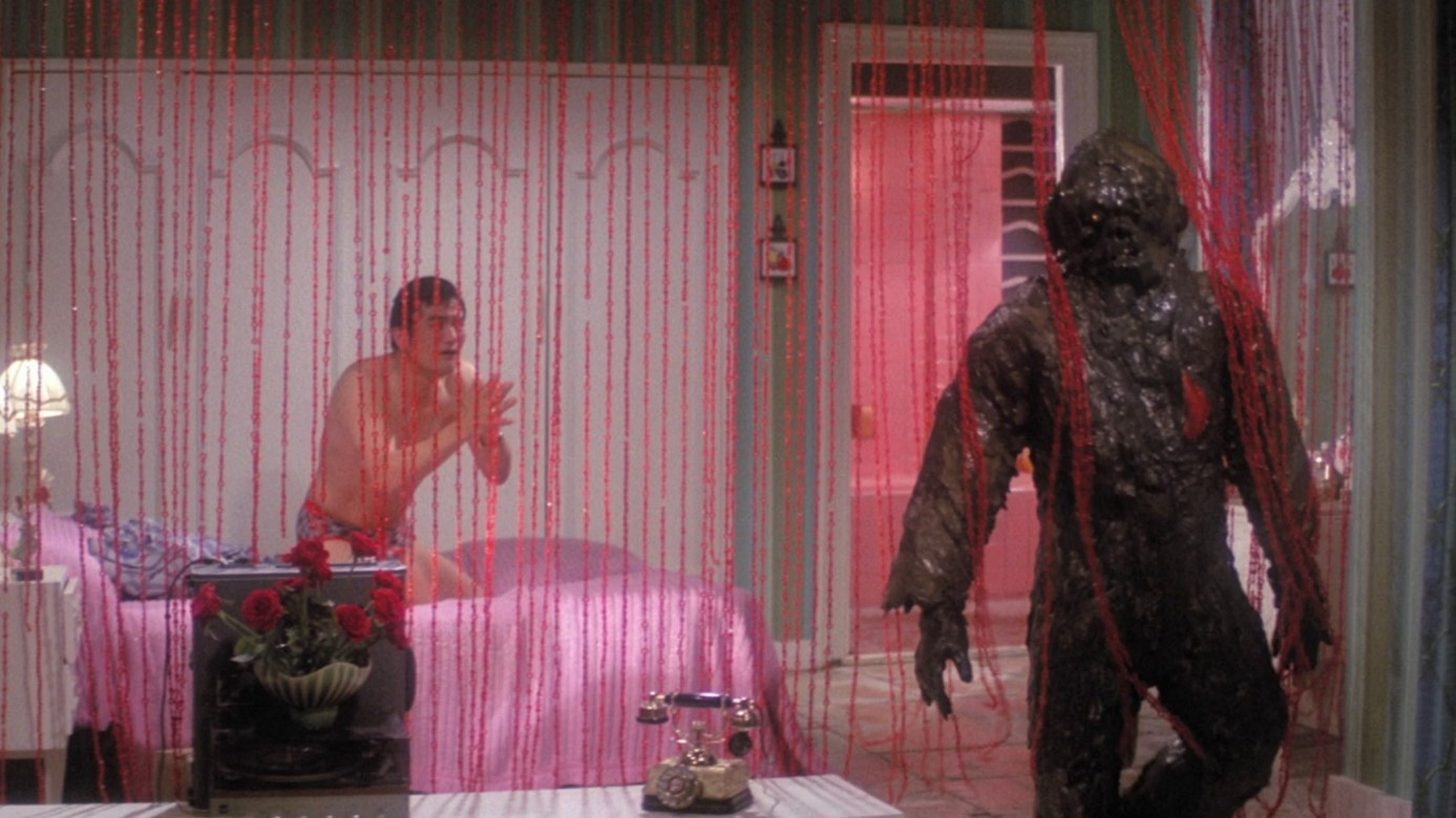 The Oily Maniac (1976)