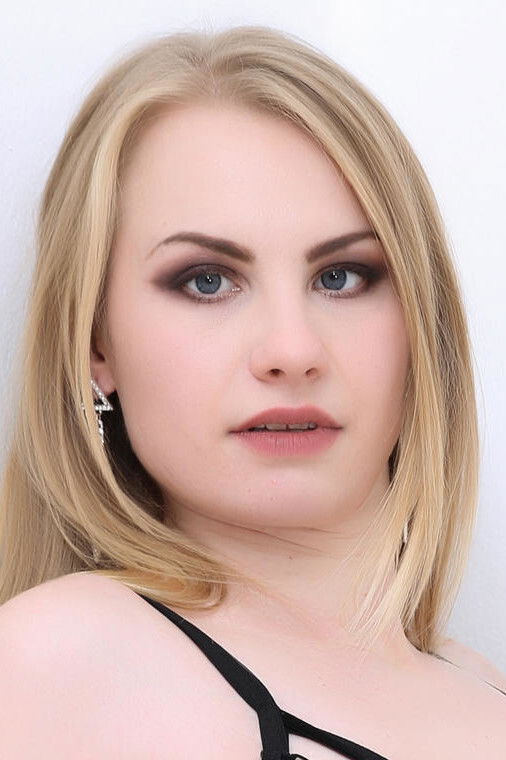 et billede af Madison Lush