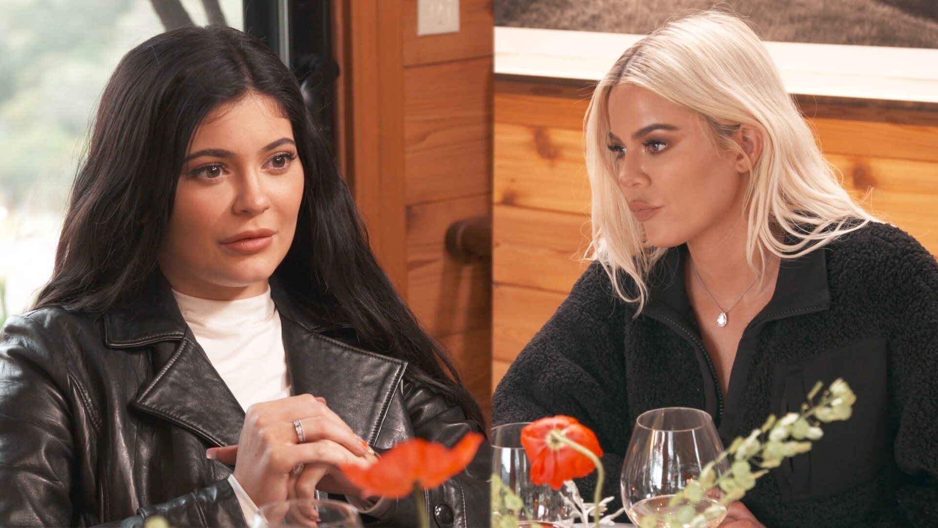 Keeping Up with the Kardashians Staffel 17 :Folge 2 