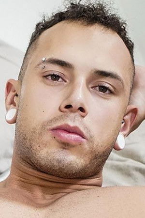 et billede af Leon Lewis