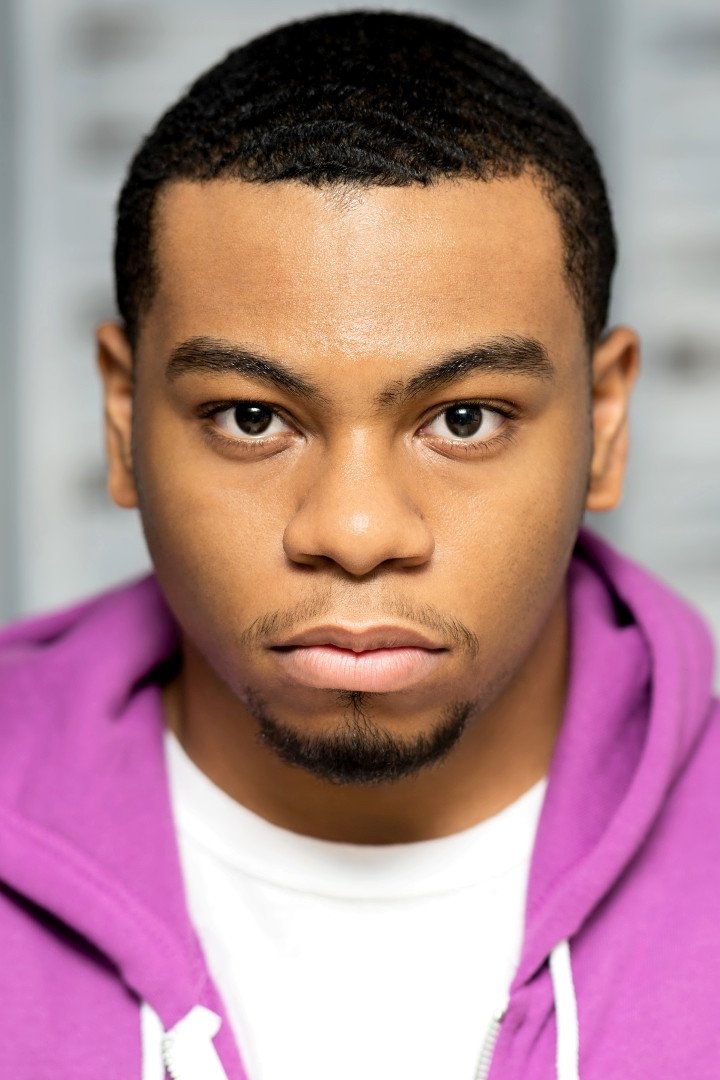 et billede af Dante Hoagland