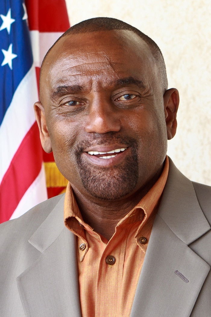 et billede af Jesse Lee Peterson