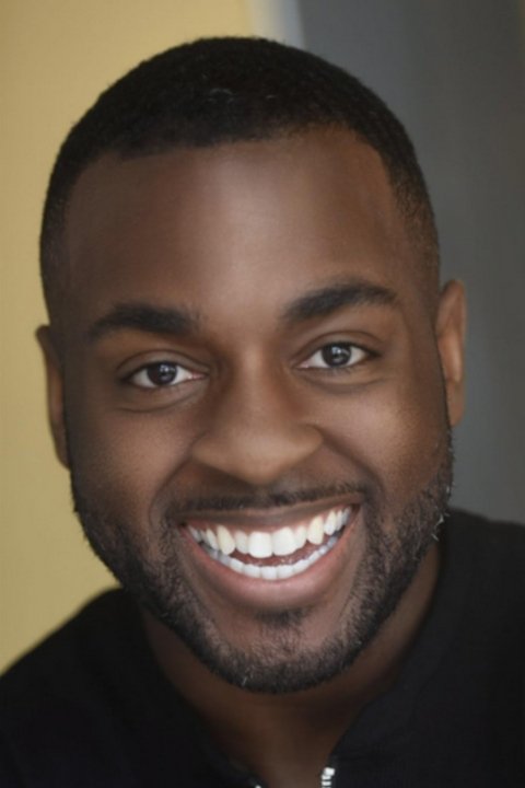 et billede af Taylor LeRon