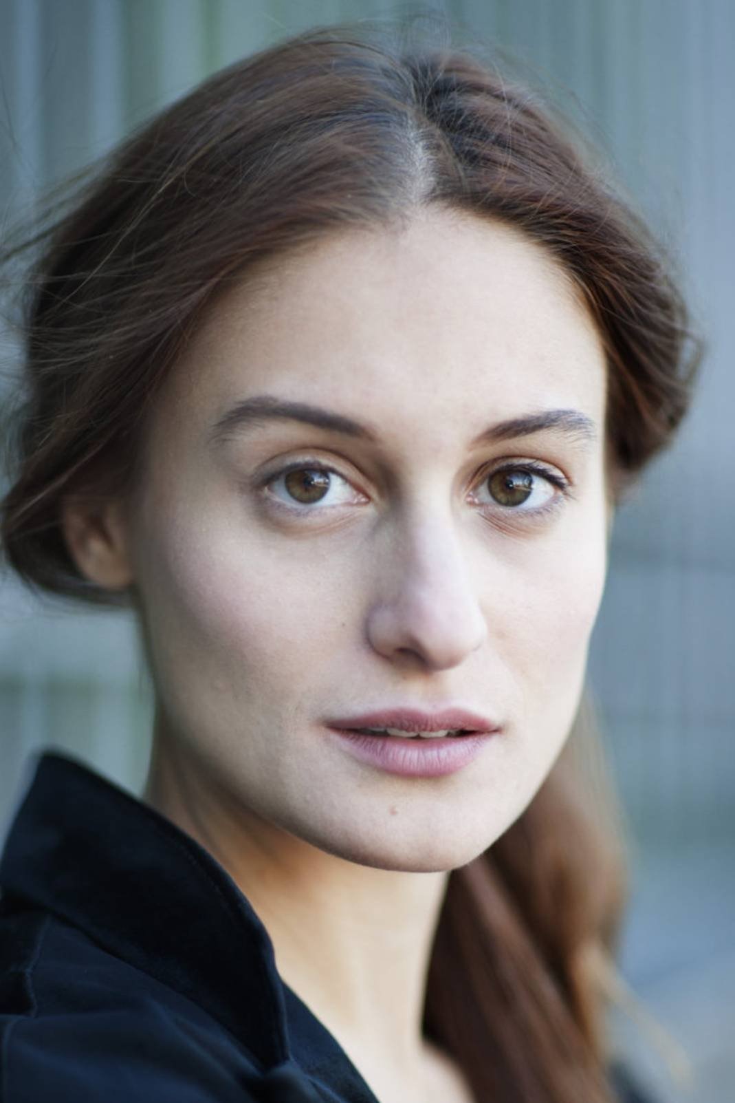 Rebecca Sisti's picture in the cast
