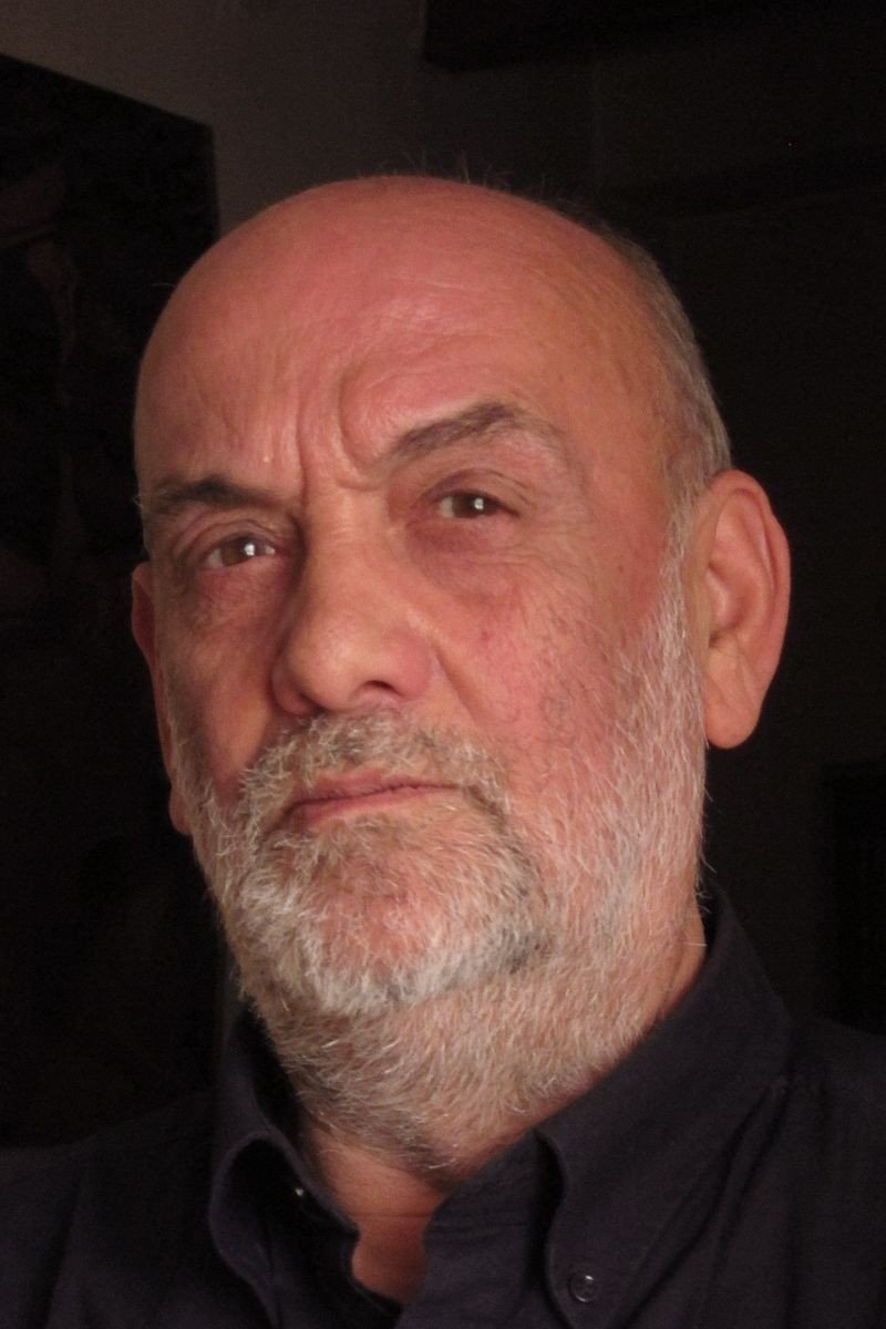 et billede af Carlos Miranda