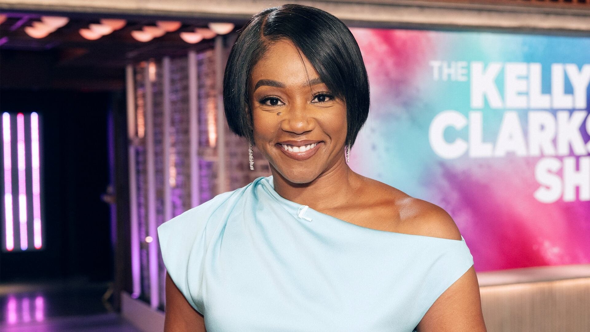 The Kelly Clarkson Show Season 5 :Episode 136  Tiffany Haddish, Freya Allan, Cleo Wade, Alec Benjamin