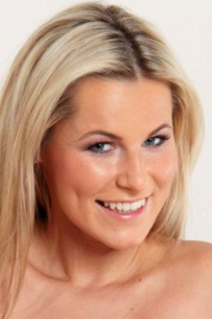 et billede af Sandra Hill