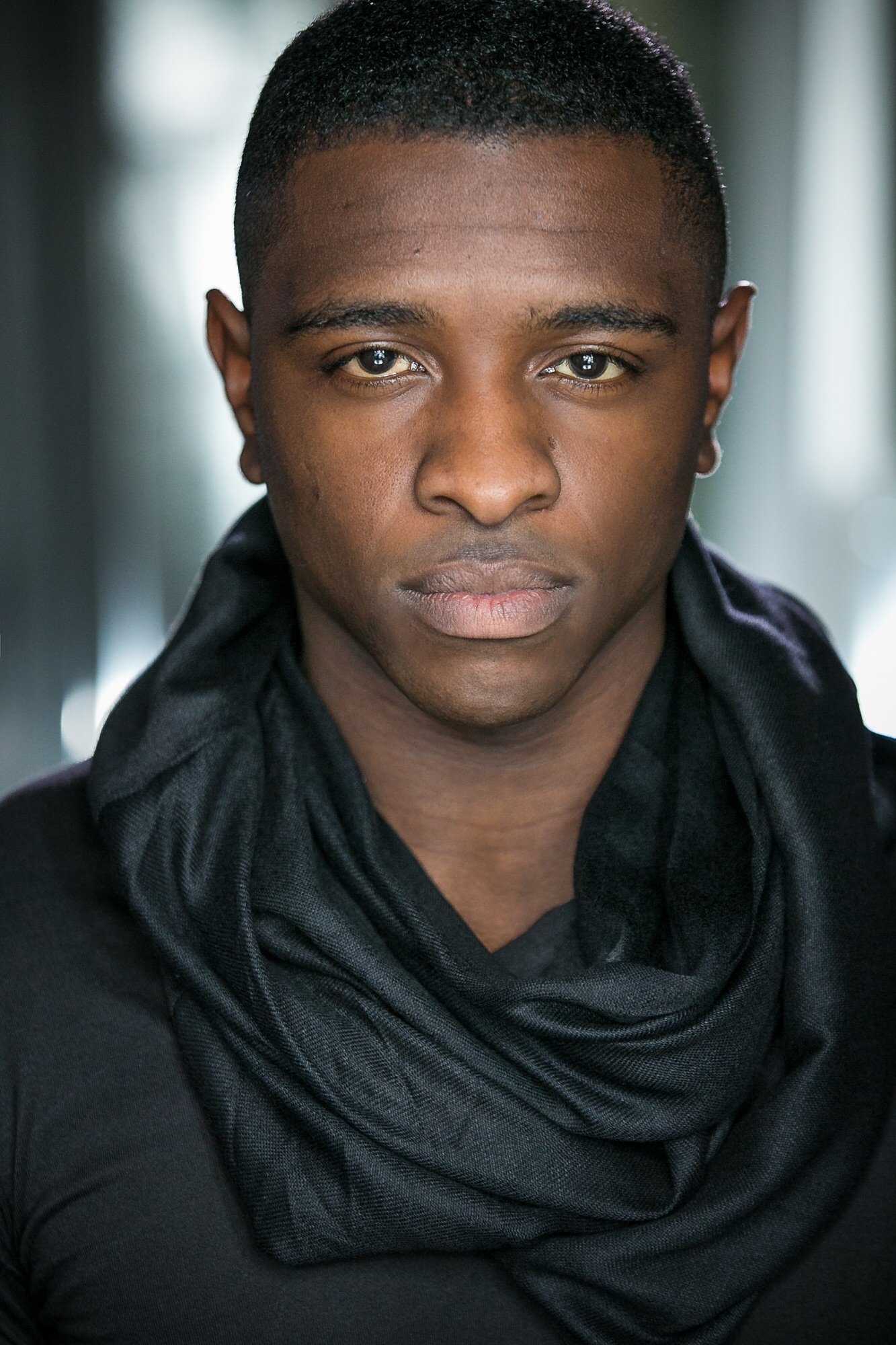 et billede af Adam J. Bernard