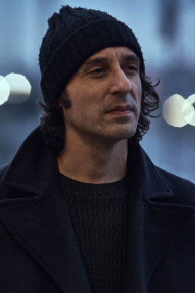 et billede af Amir Chamdin