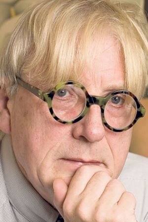 et billede af Gilbert Adair