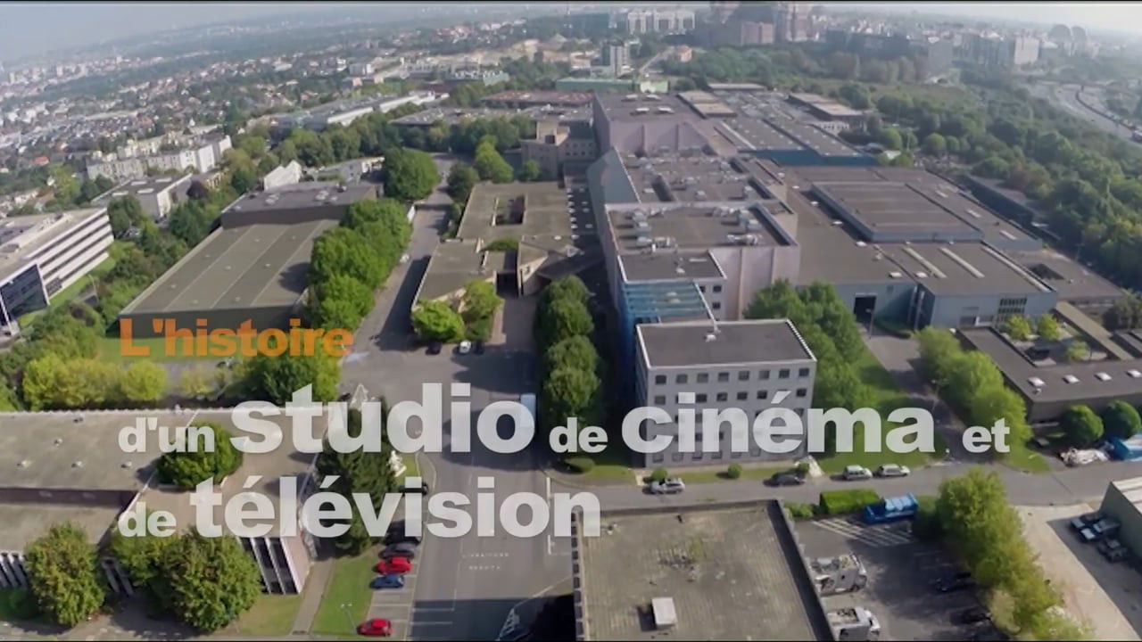 Imagem do Filme Main basse sur les studios de Bry