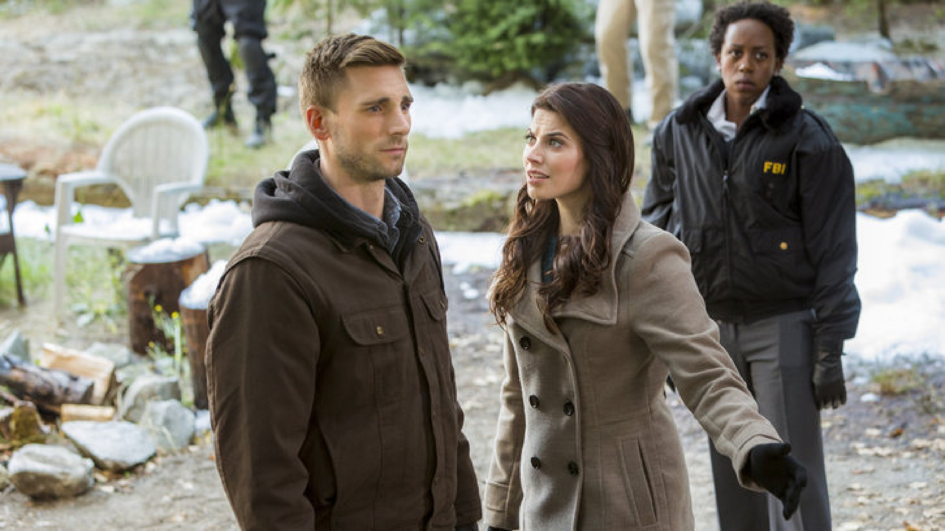 Dashing Through The Snow (2015) AZ Movies