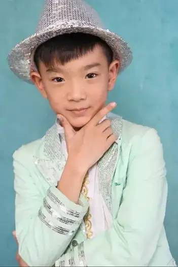 et billede af 卢待熹