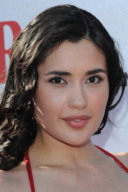 Veronica Loren's picture in the cast