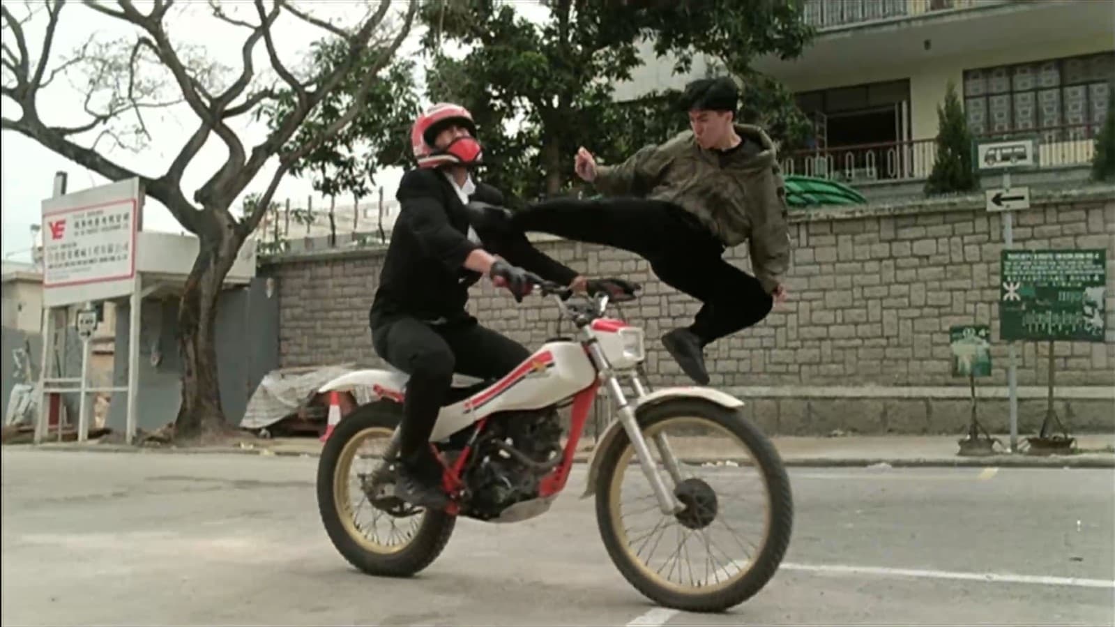 In the Line of Duty 4 (1989)