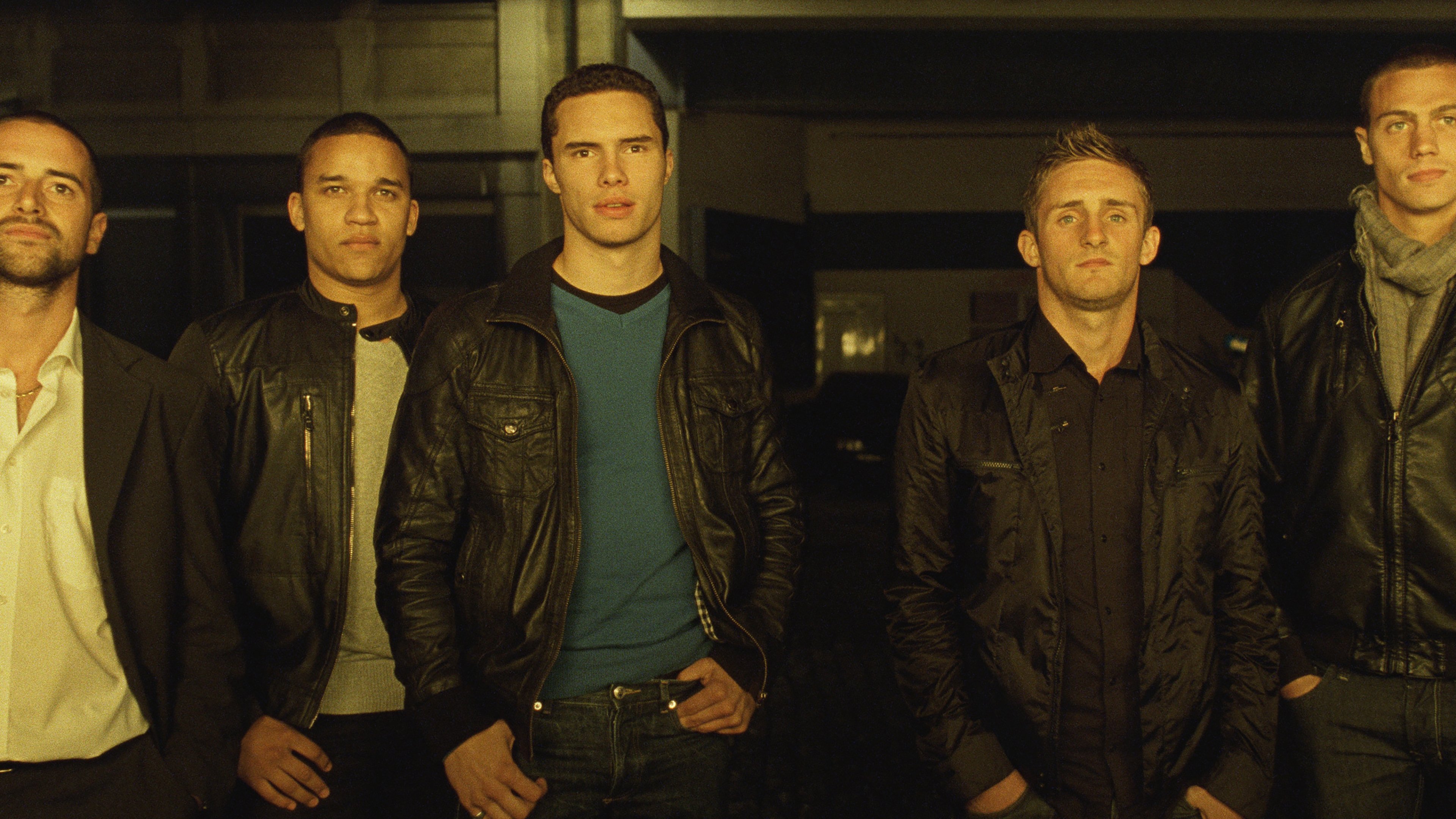 The World Belongs to Us (2012)