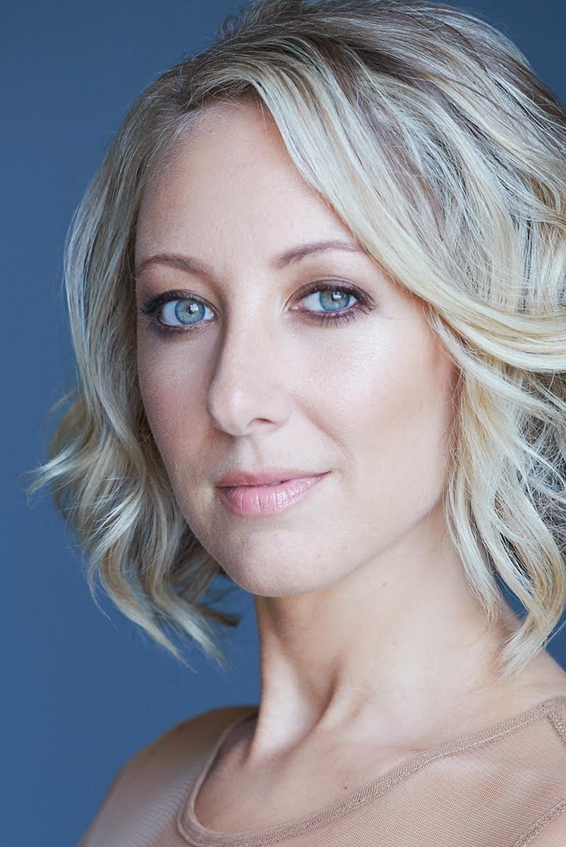 et billede af Trenna Keating