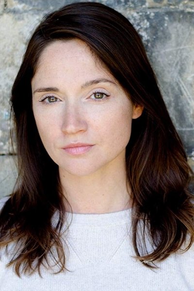 et billede af Caroline Hayes