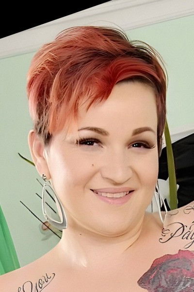 et billede af Selina White