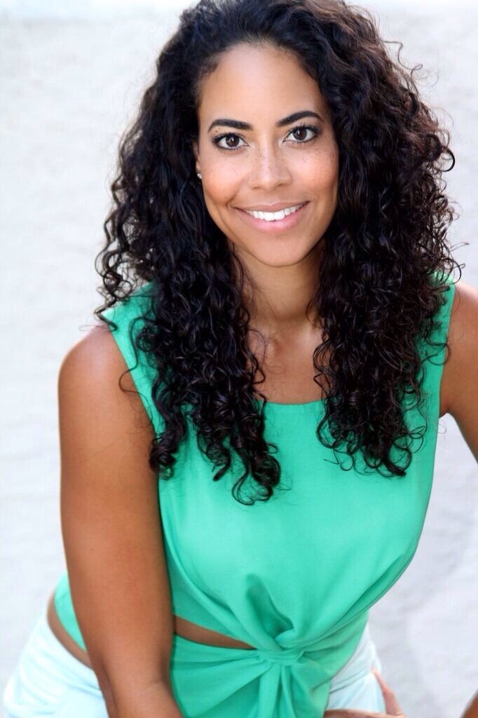 et billede af Leslie A. Hughes