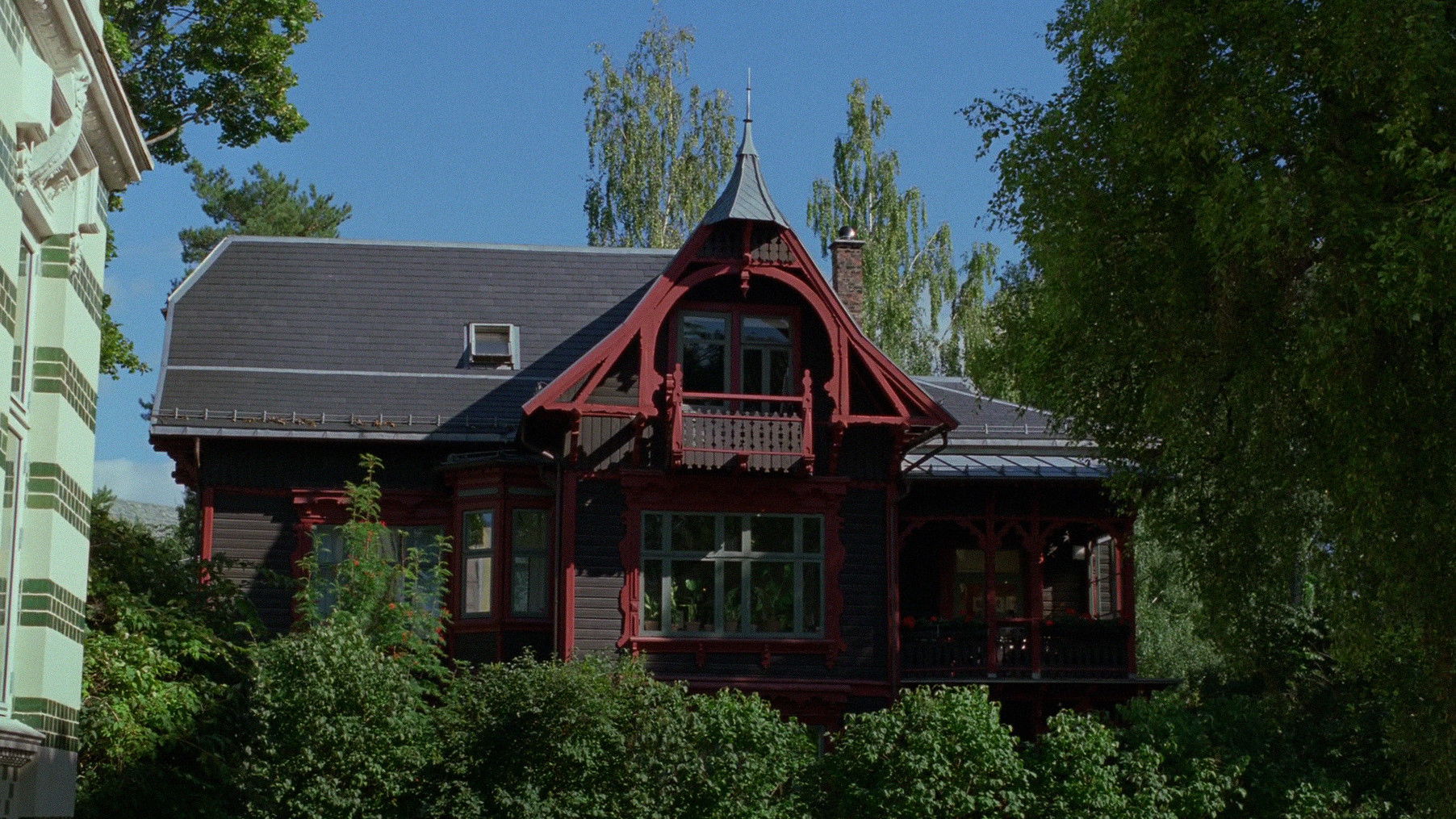 Sentimental Value backdrop