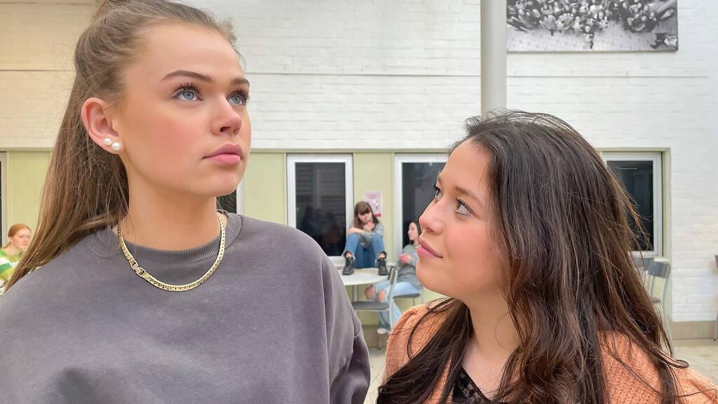 Thumbnail for Första dan Season 1 Episode 1