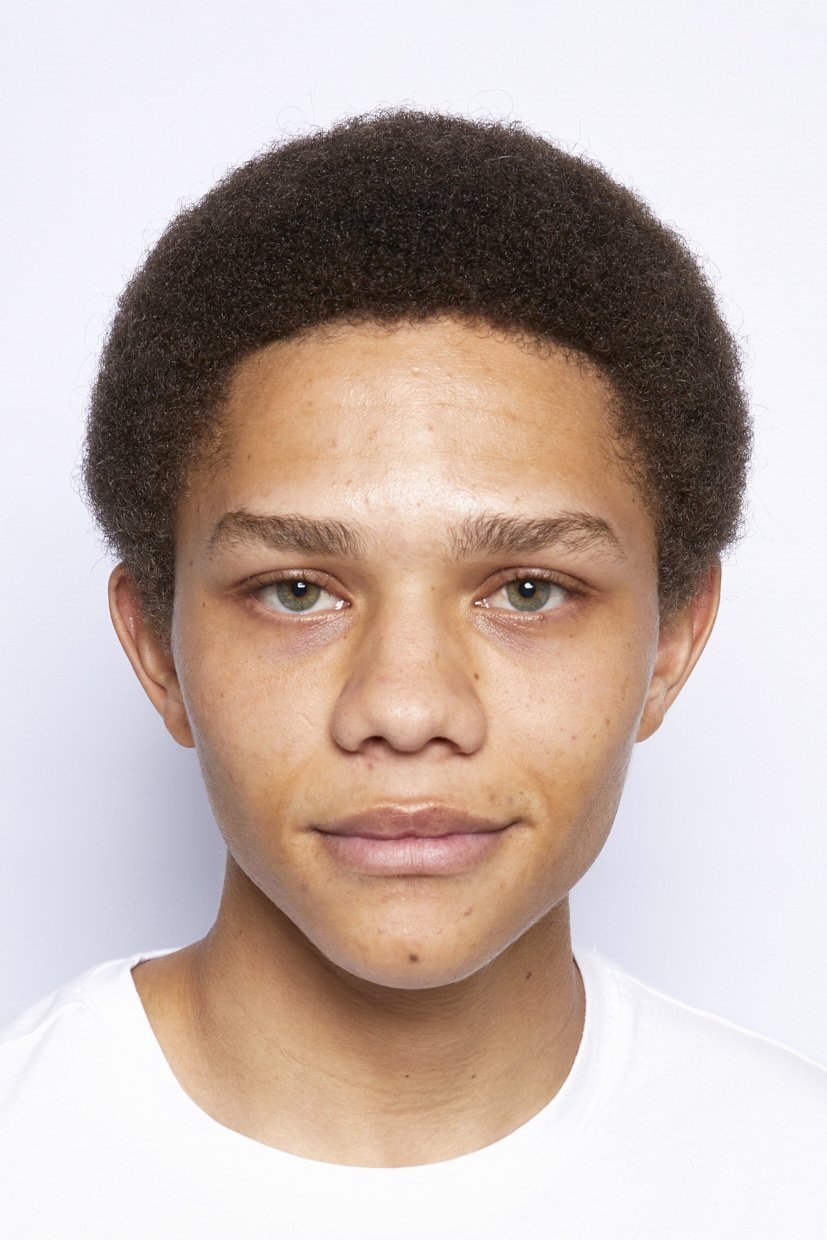 Stephren Saayman's picture in the cast