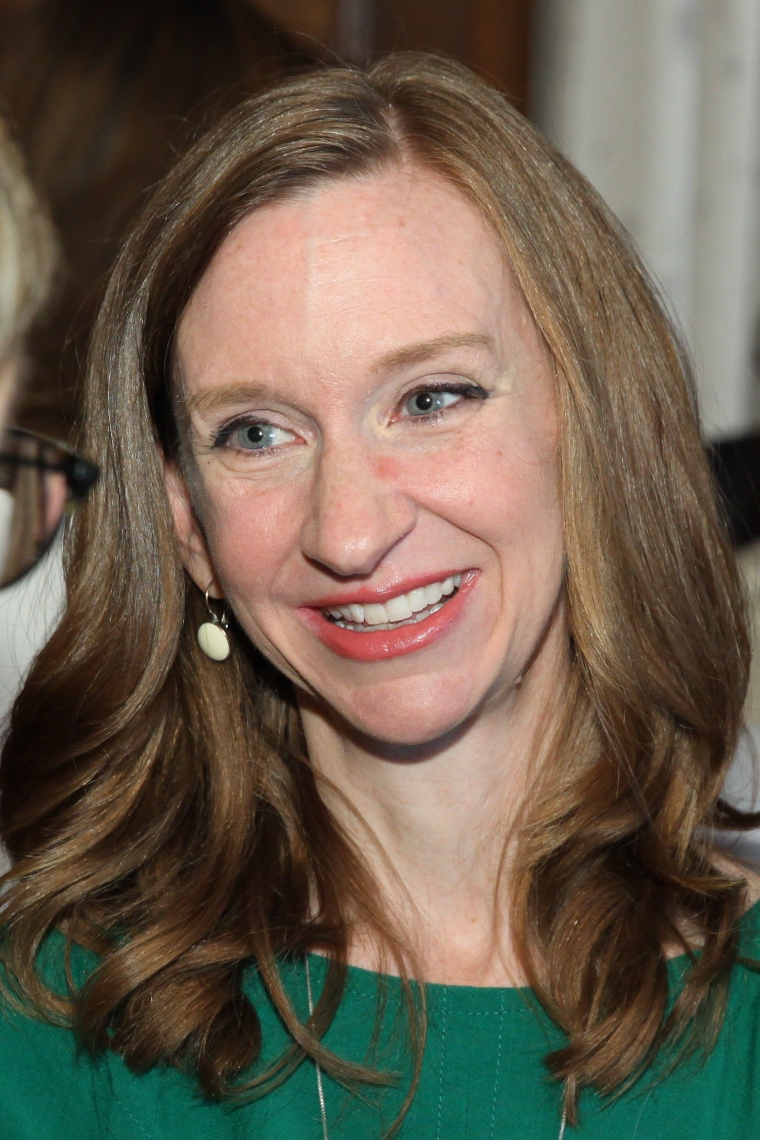 Lisa Desjardins profile picture