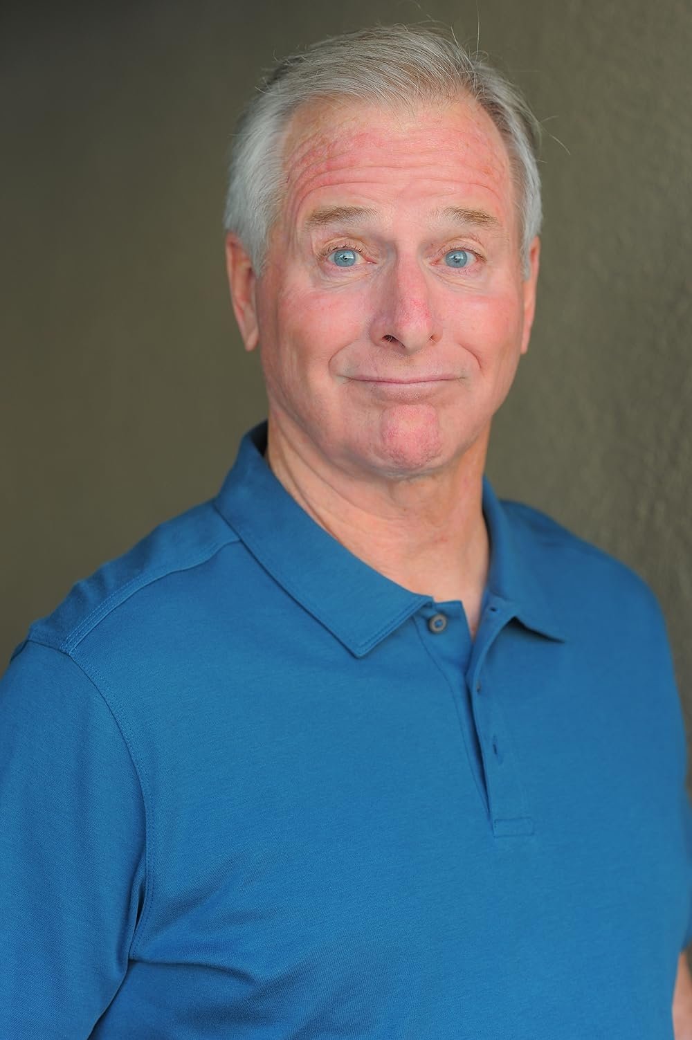 et billede af Stephen Howard