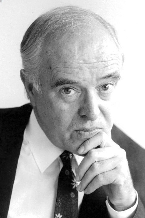 et billede af Kenneth Griffith