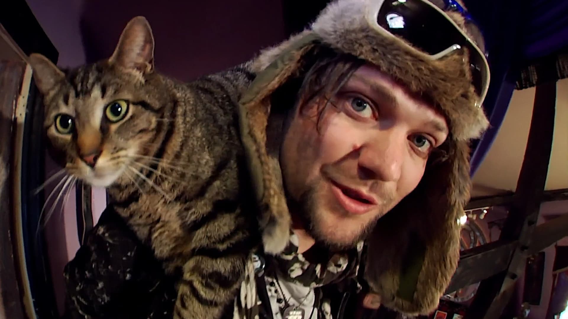 Bam Margera Presents: Where The #$&% Is Santa? (2008)