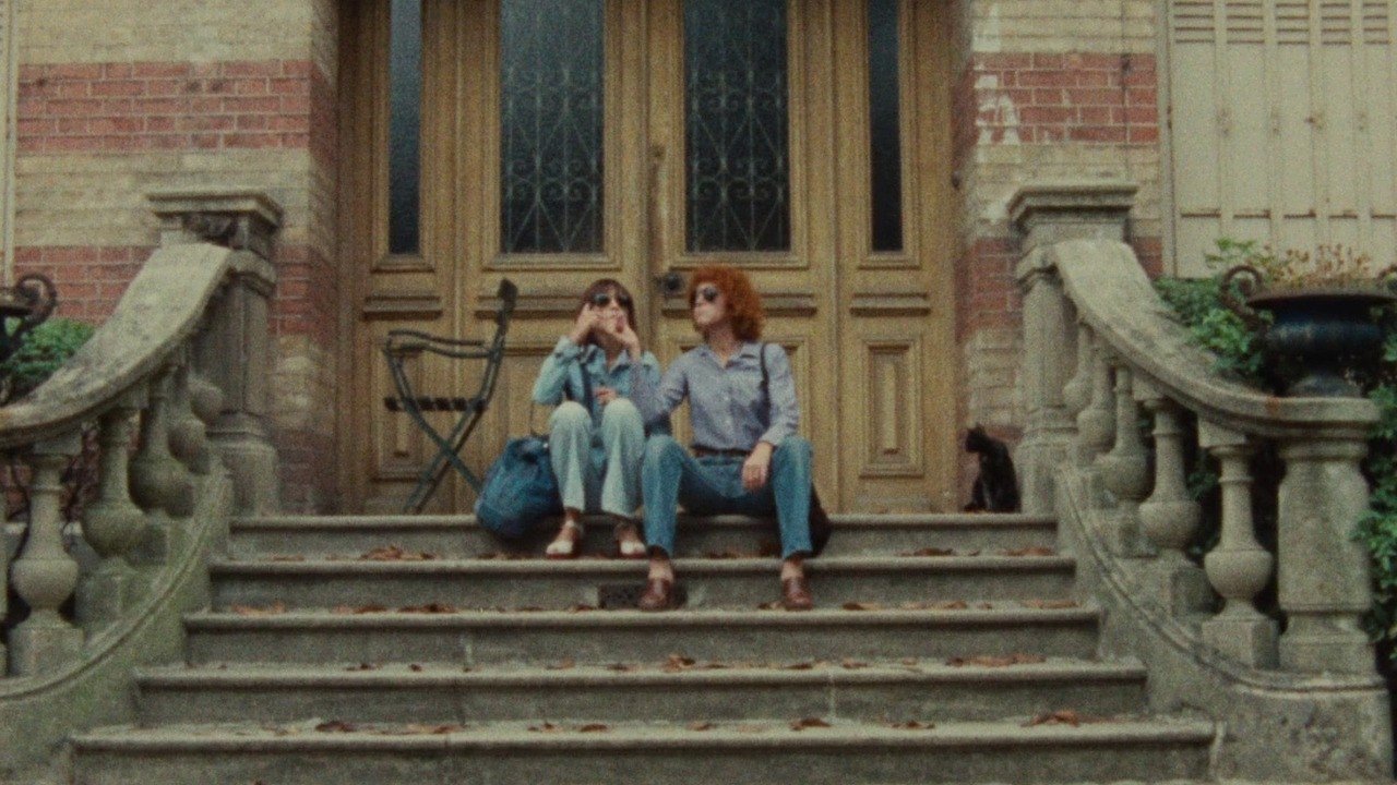 Céline and Julie Go Boating