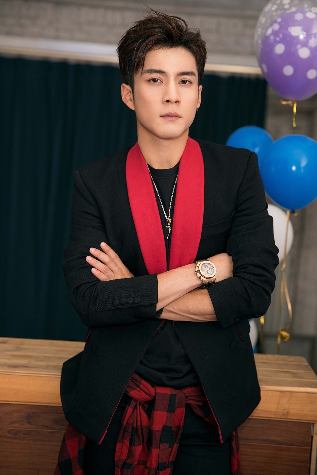 Elvis Han Profile Images — The Movie Database (TMDb)