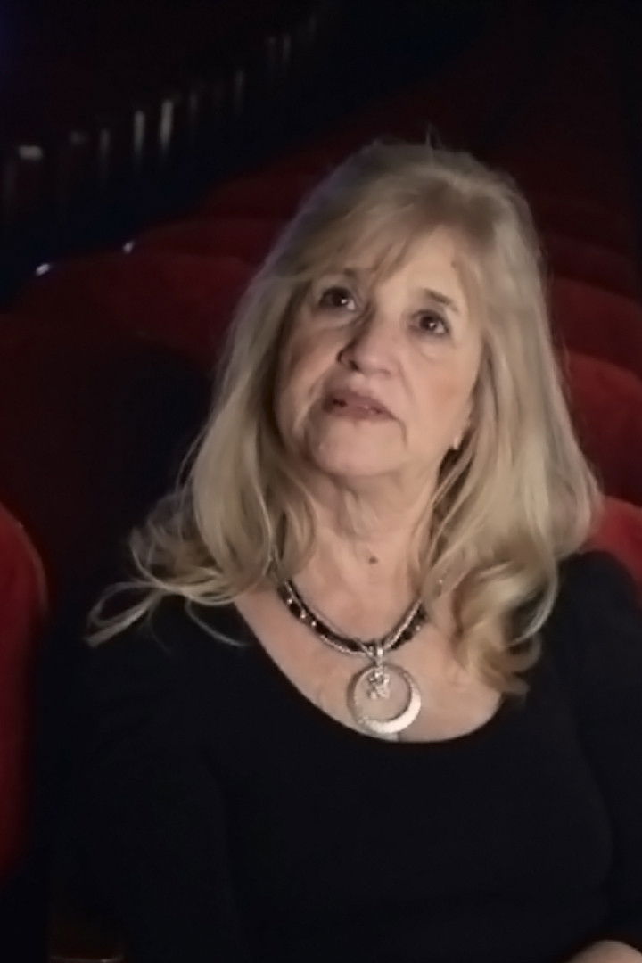 et billede af Jeanette Lynn Dundas