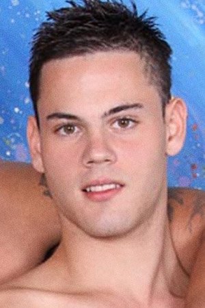 et billede af Jake Lyons