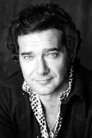 et billede af Simon Oates